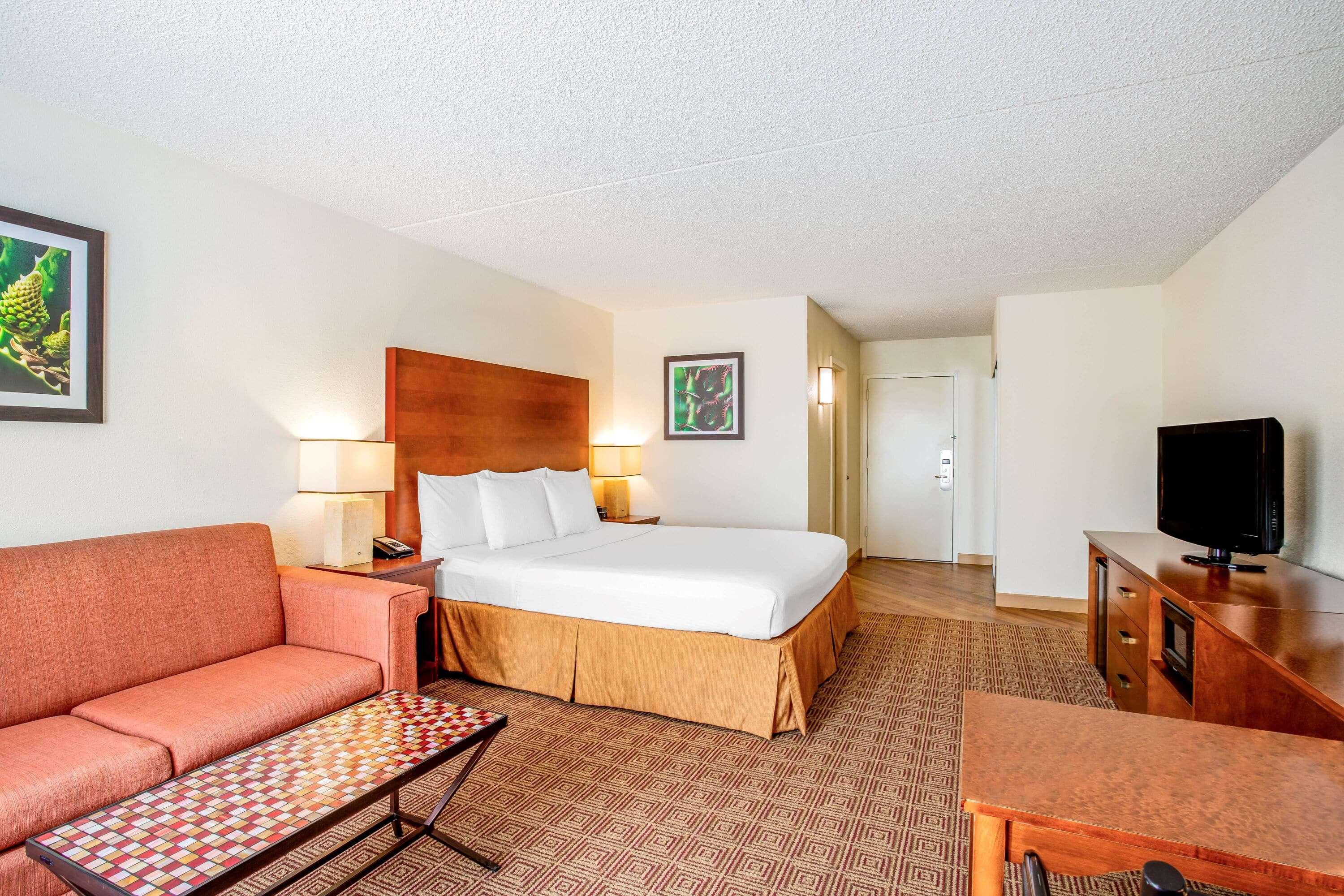 La Quinta By Wyndham Danbury Hotel Bagian luar foto